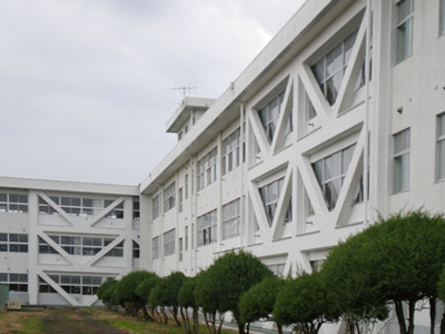 鹿角市立十和田中学校