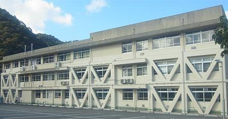 島根県立津和野高等学校（特別教室棟）